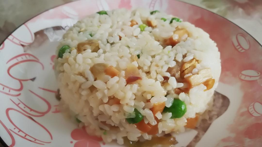 电饭锅版香菇腊肠饭