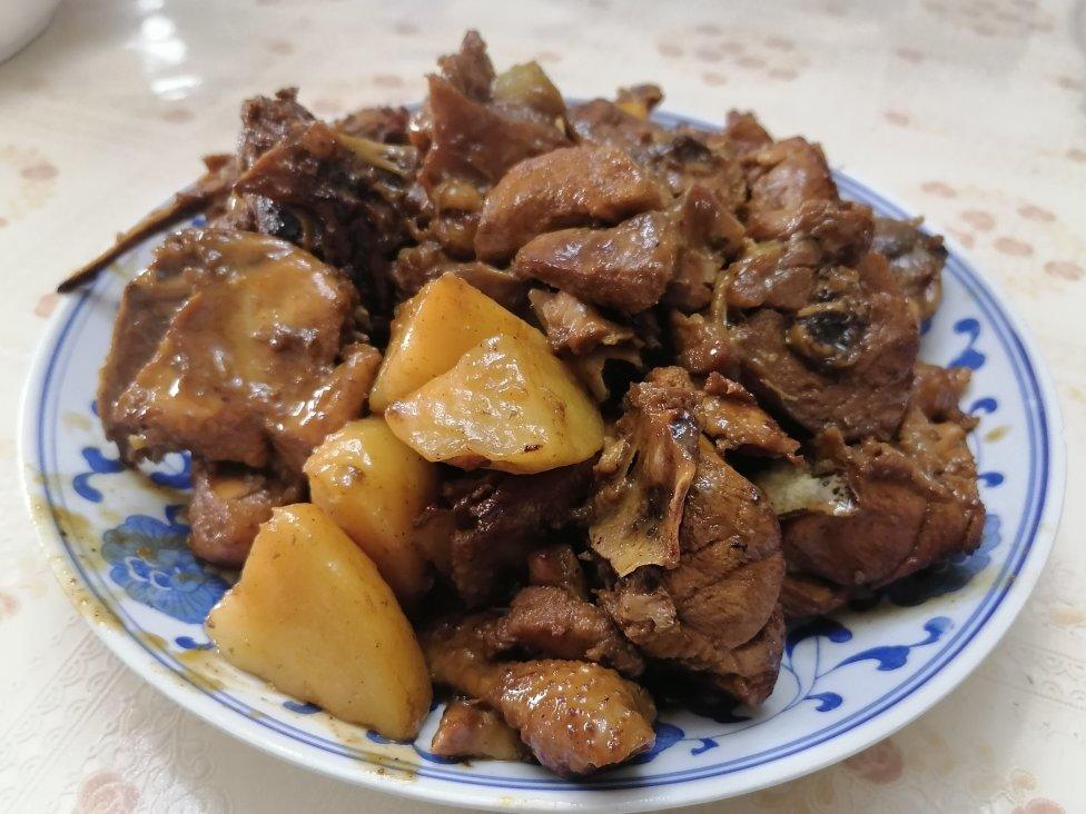 土豆烧鸡（非常下饭哦~）