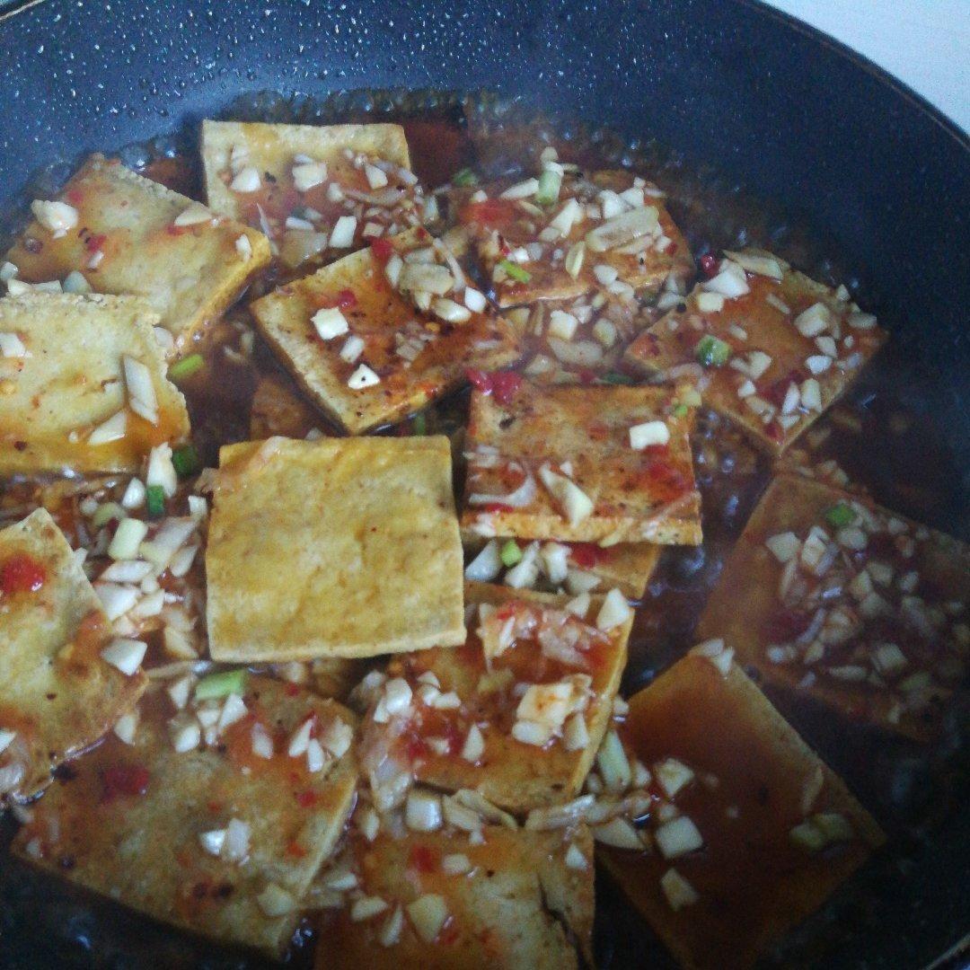 香煎豆腐(烧烤铁板味)