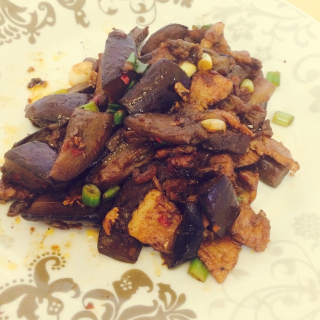 酱香肉末烧茄子