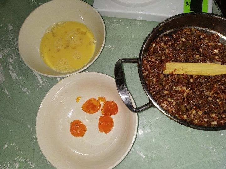 鲜美多汁的——榨菜鲜肉月饼
