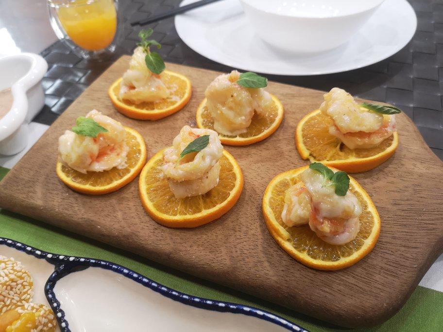 欢喜做年菜：鲜橙腰果沙拉酥虾