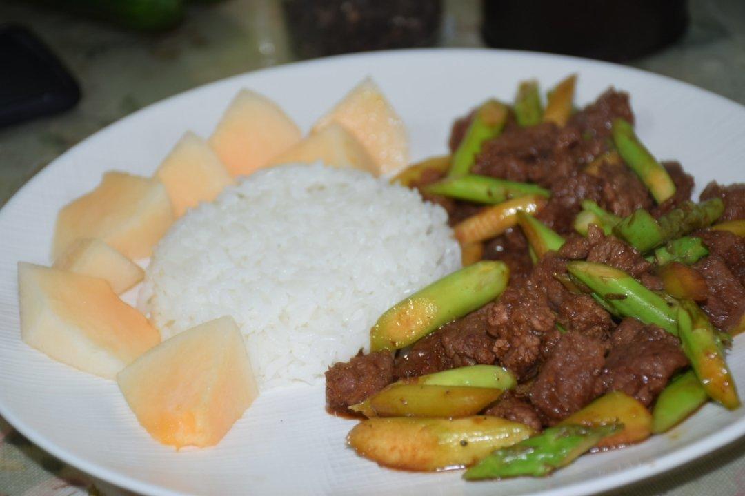 【曼食慢语】蚝油芦笋牛肉粒