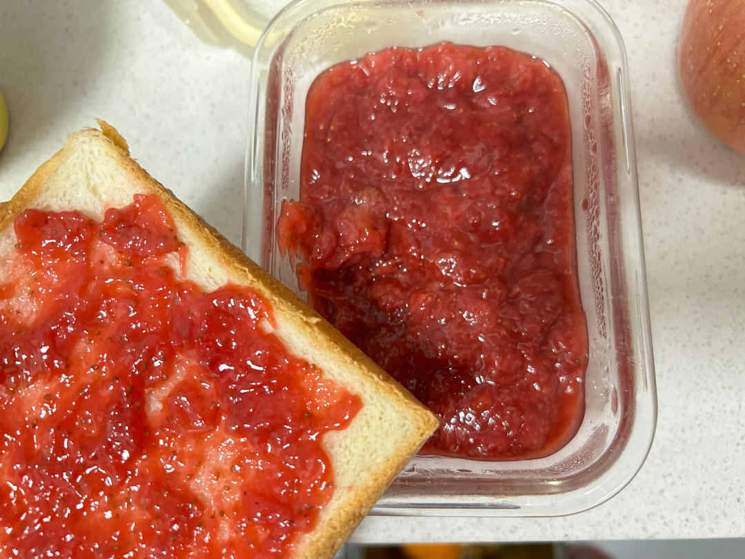 自制草莓酱（4月正当季，不做后悔，简单到你不敢想象）