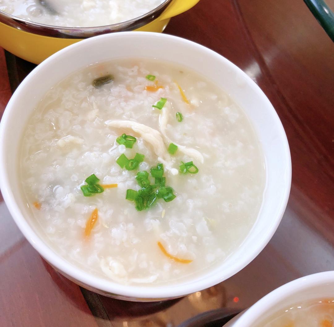 香菇鸡丝粥