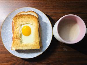 吐司早餐｜鸡蛋芝士火腿三明治的做法 步骤7