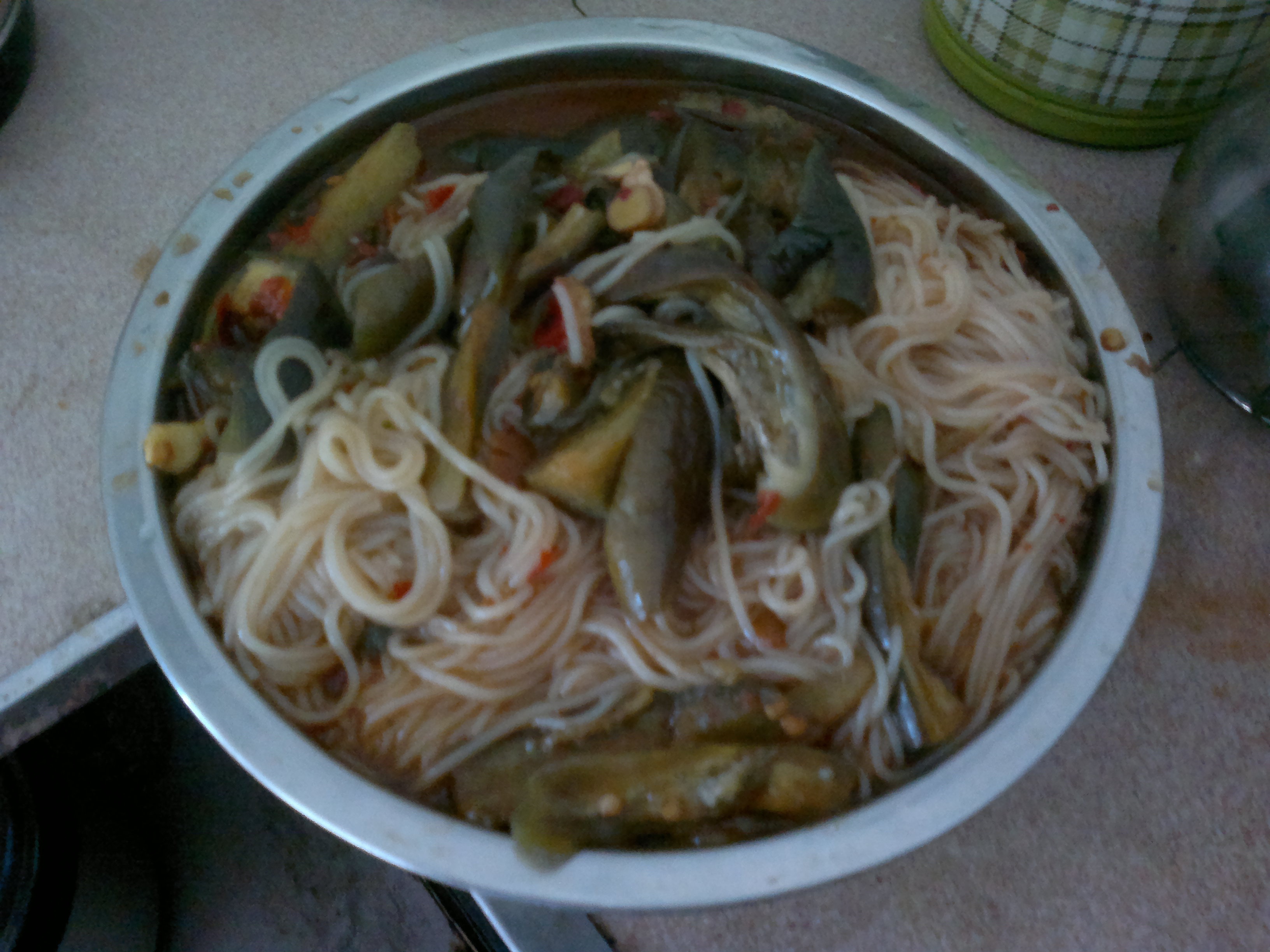 剁椒粉丝蒸茄子