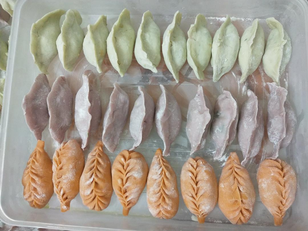 彩色水饺