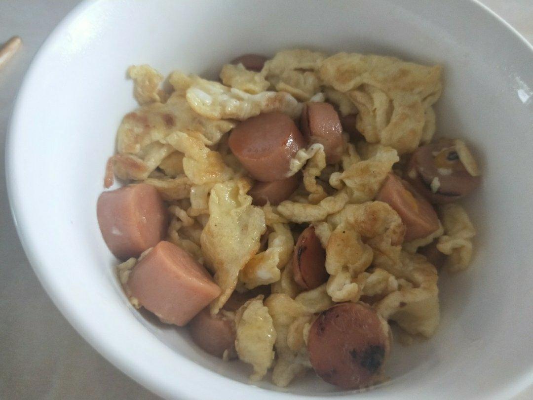 火腿肠炒鸡蛋