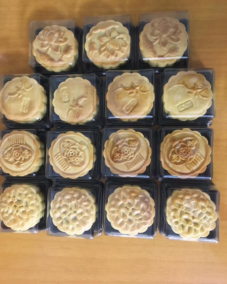 广式蛋黄月饼（75克、50克、各种规格都有）