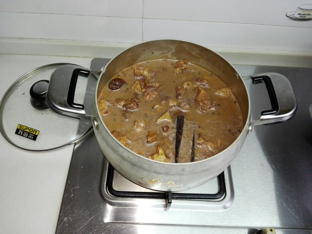 堂妈教你做红汤羊蝎子火锅