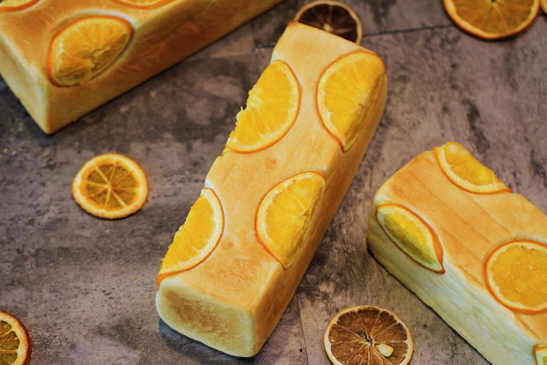 不吃甜点会死星人的封面