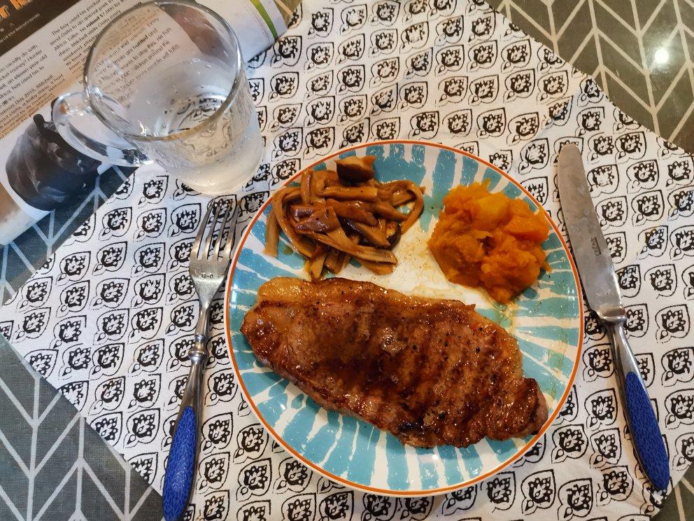 好吃到哭的煎牛排