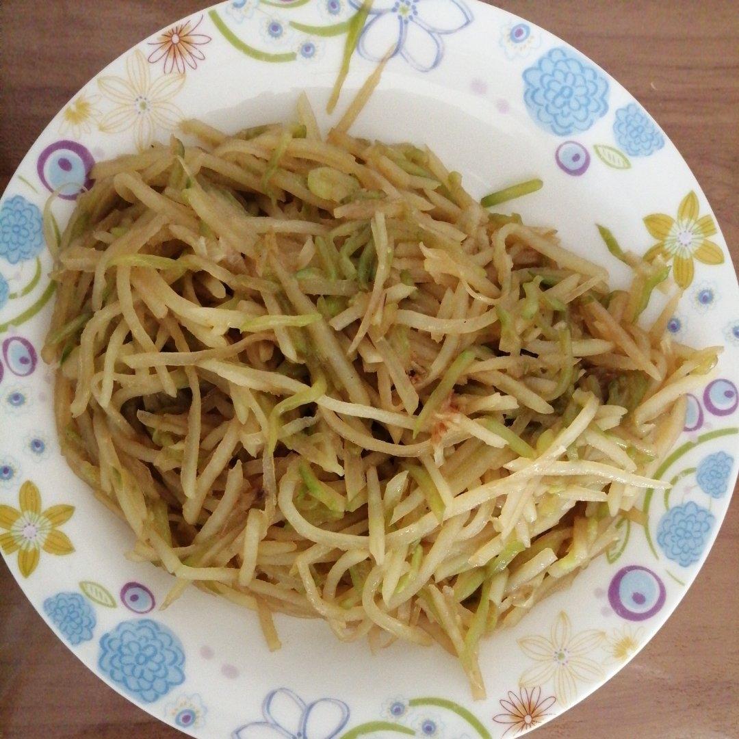 黄瓜土豆丝