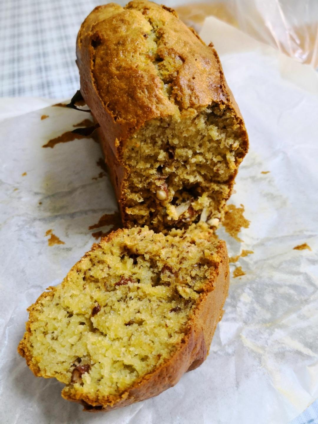 《Tinrry+》健康快手的香蕉核桃蛋糕