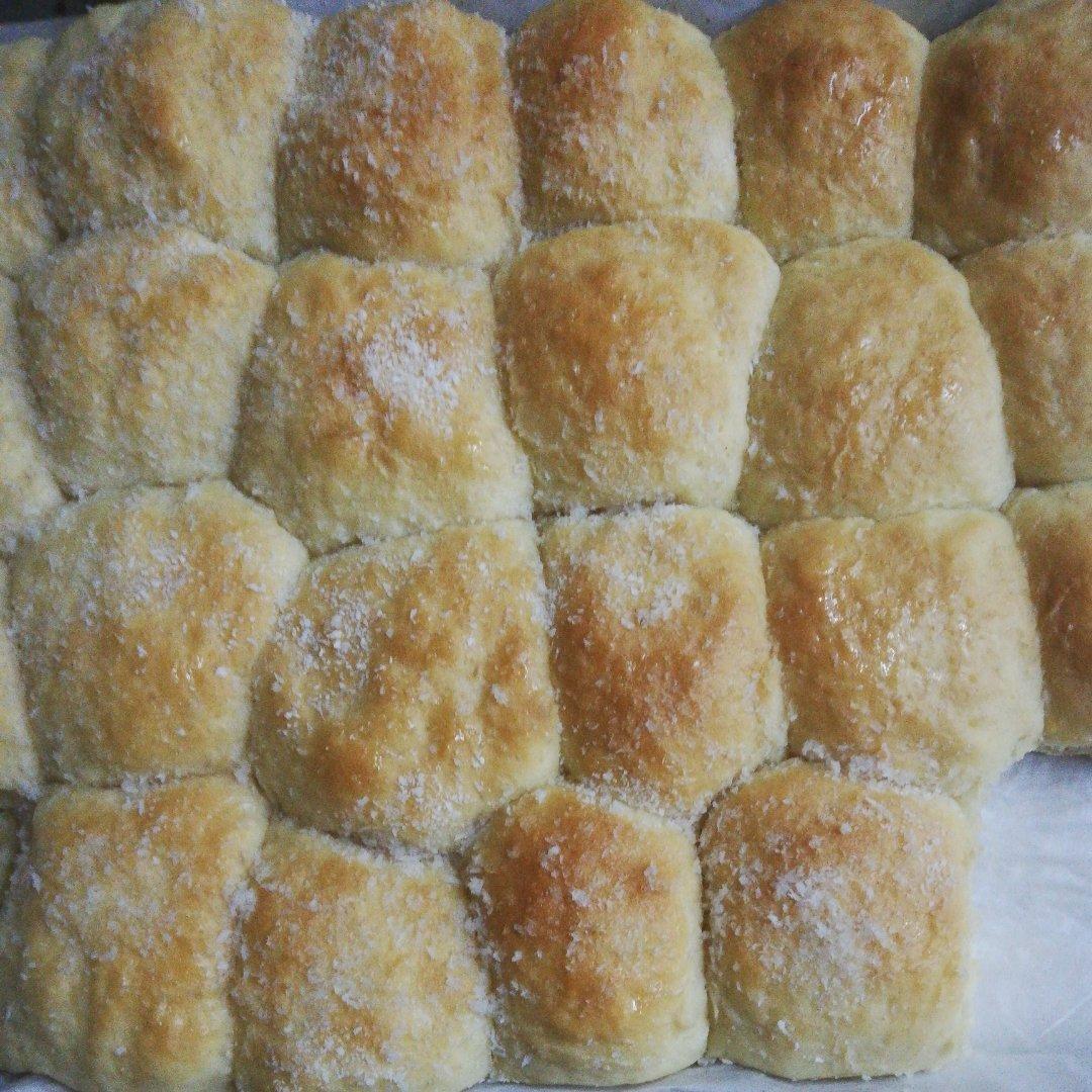 牛奶蜂蜜小面包