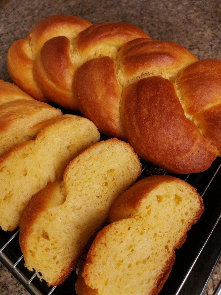 吃过这个黄油面包Brioche，你很难再爱上街边蛋糕店的面包店