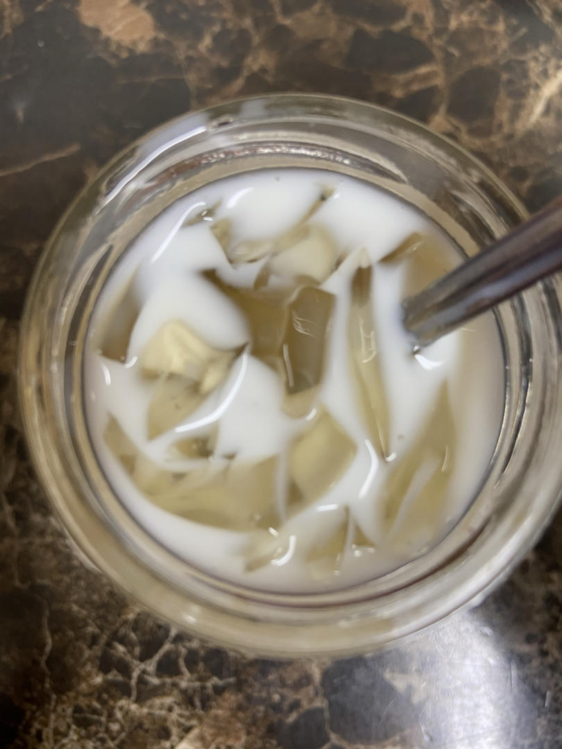 eva0gw2做的海底椰茅根竹蔗雪梨膏