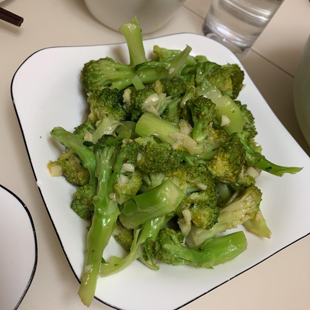 蚝油蒜蓉西兰花