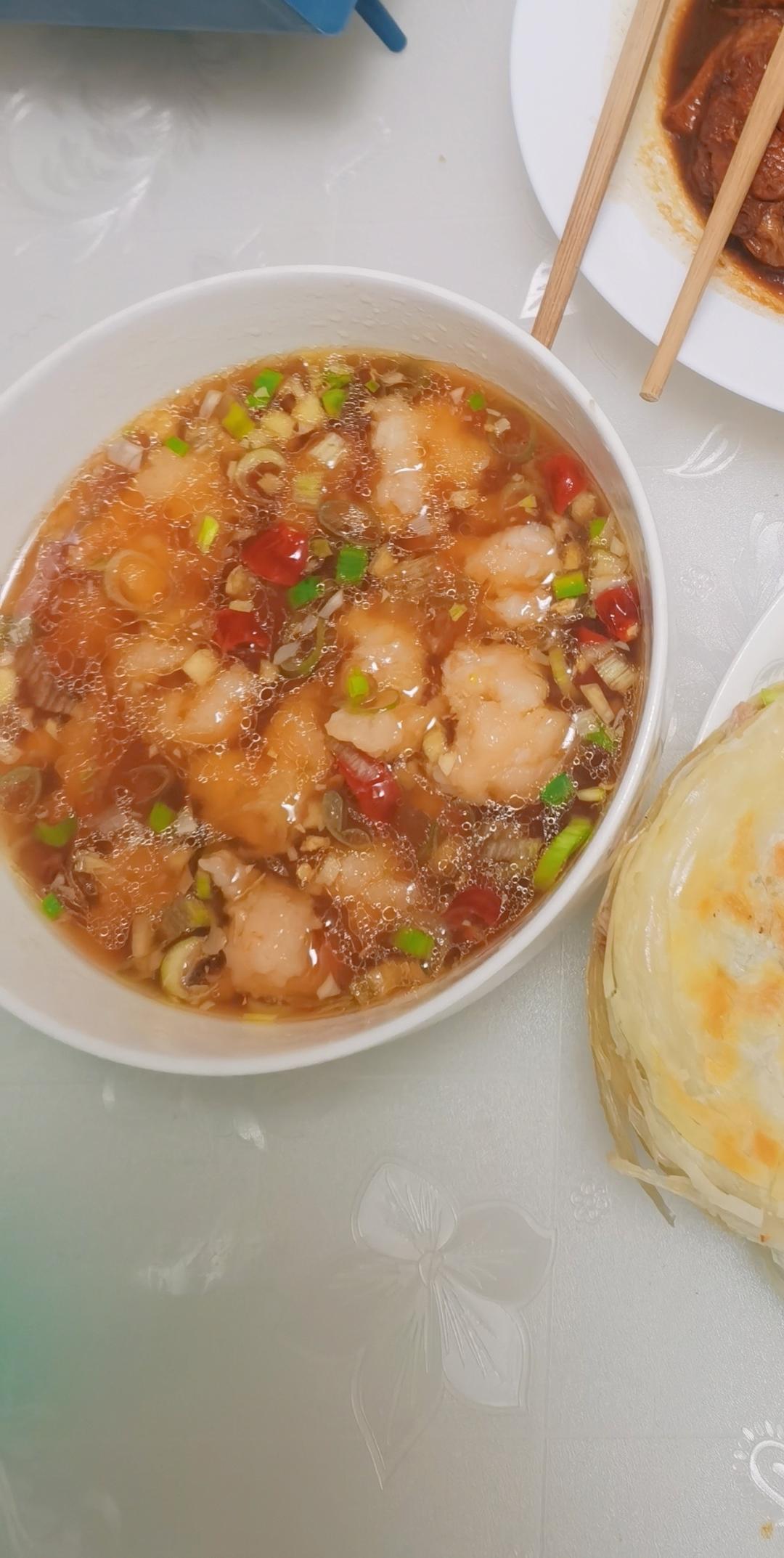 哇哦…在家做出来了海底捞泰式虾滑