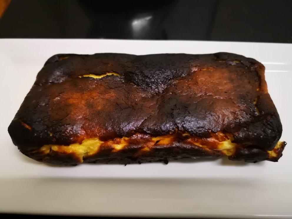 巴斯克芝士蛋糕 basque burnt cheesecake (浓郁型)