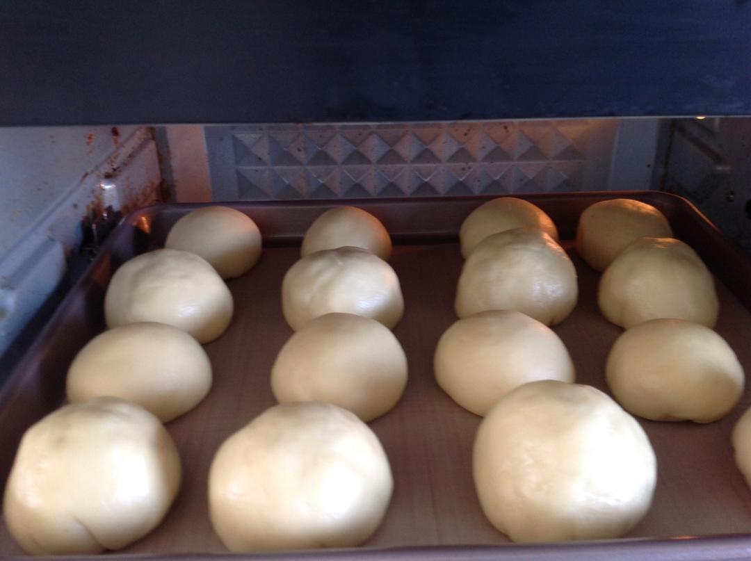 一次性发酵鲜奶油小面包