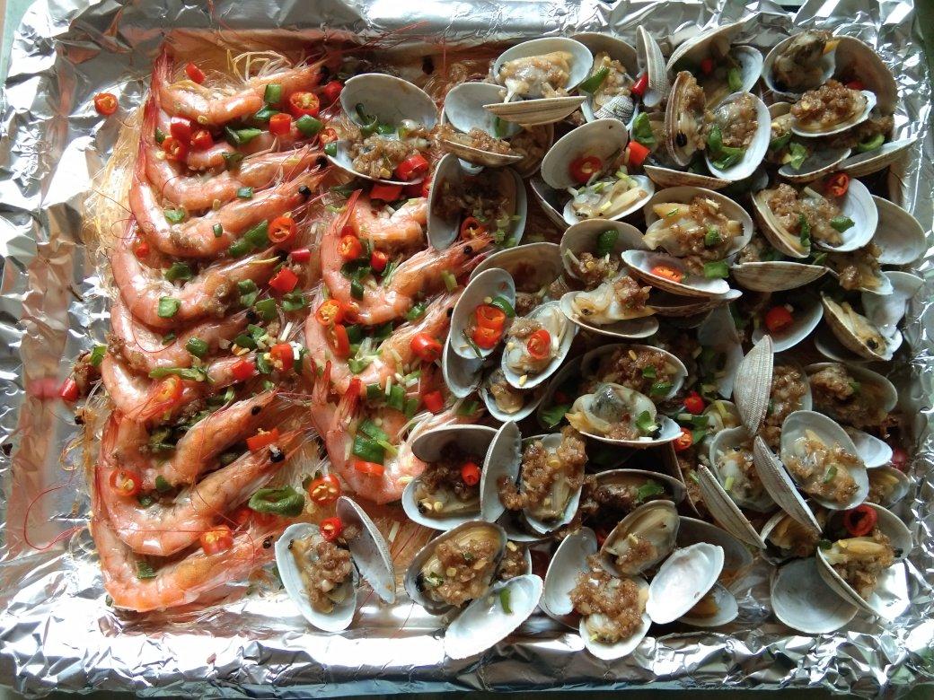 蒜蓉粉丝烤花甲虾