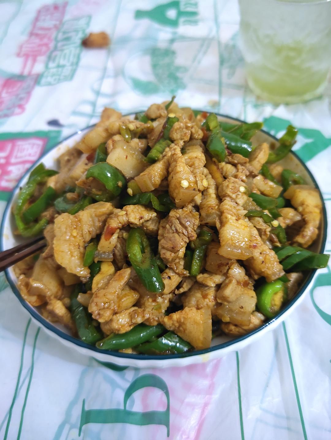 超下饭 ！小炒肉（辣椒炒肉）