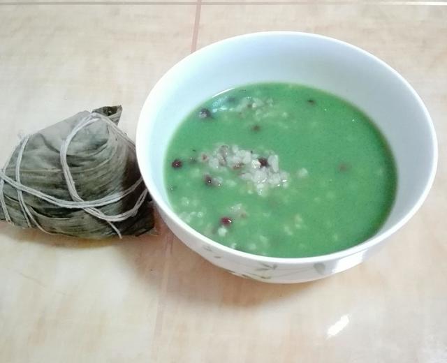 粽子的另类吃法：大麦青汁红豆粽子粥的做法