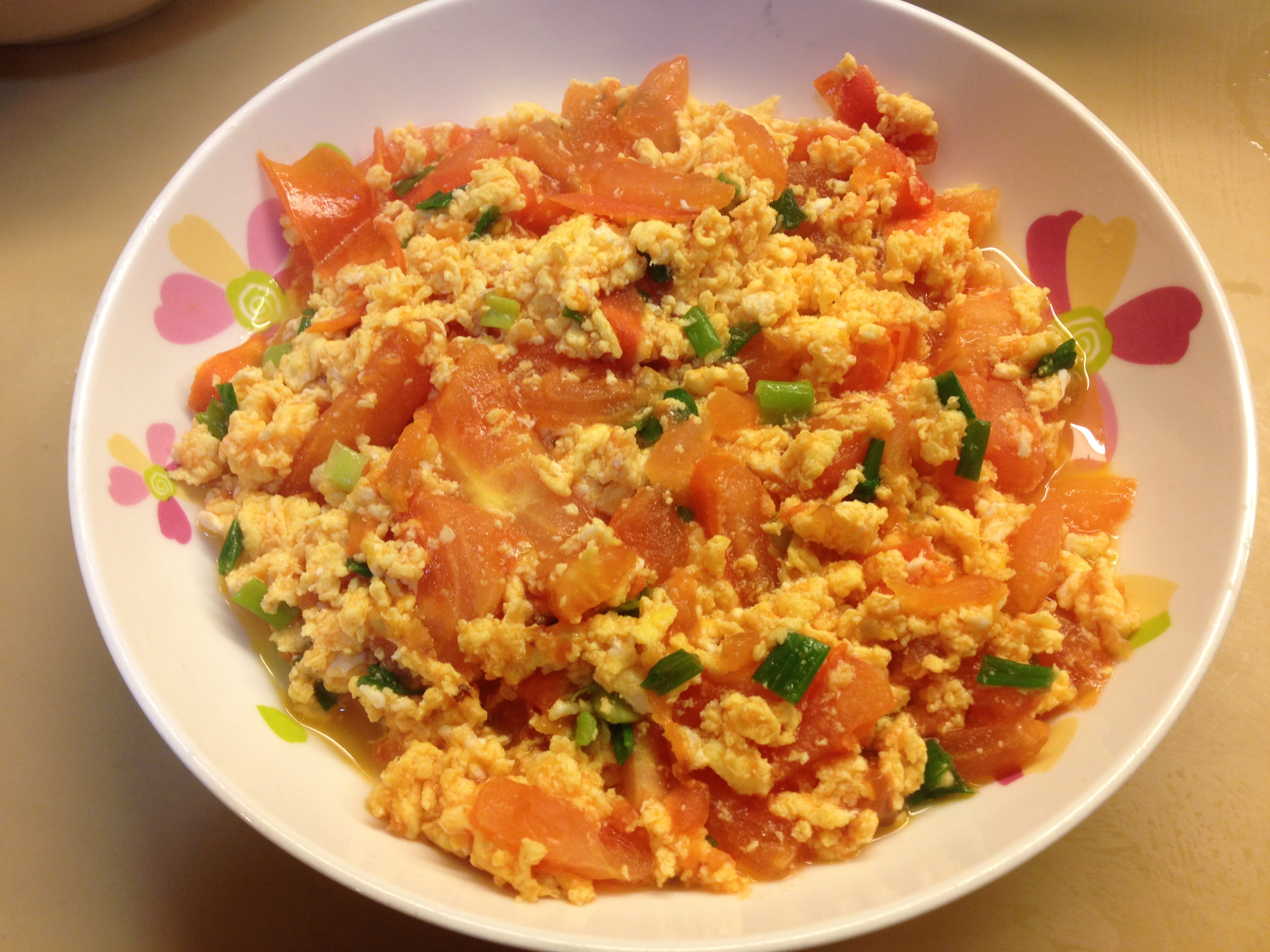 tongxiuluk做的西红柿炒蛋