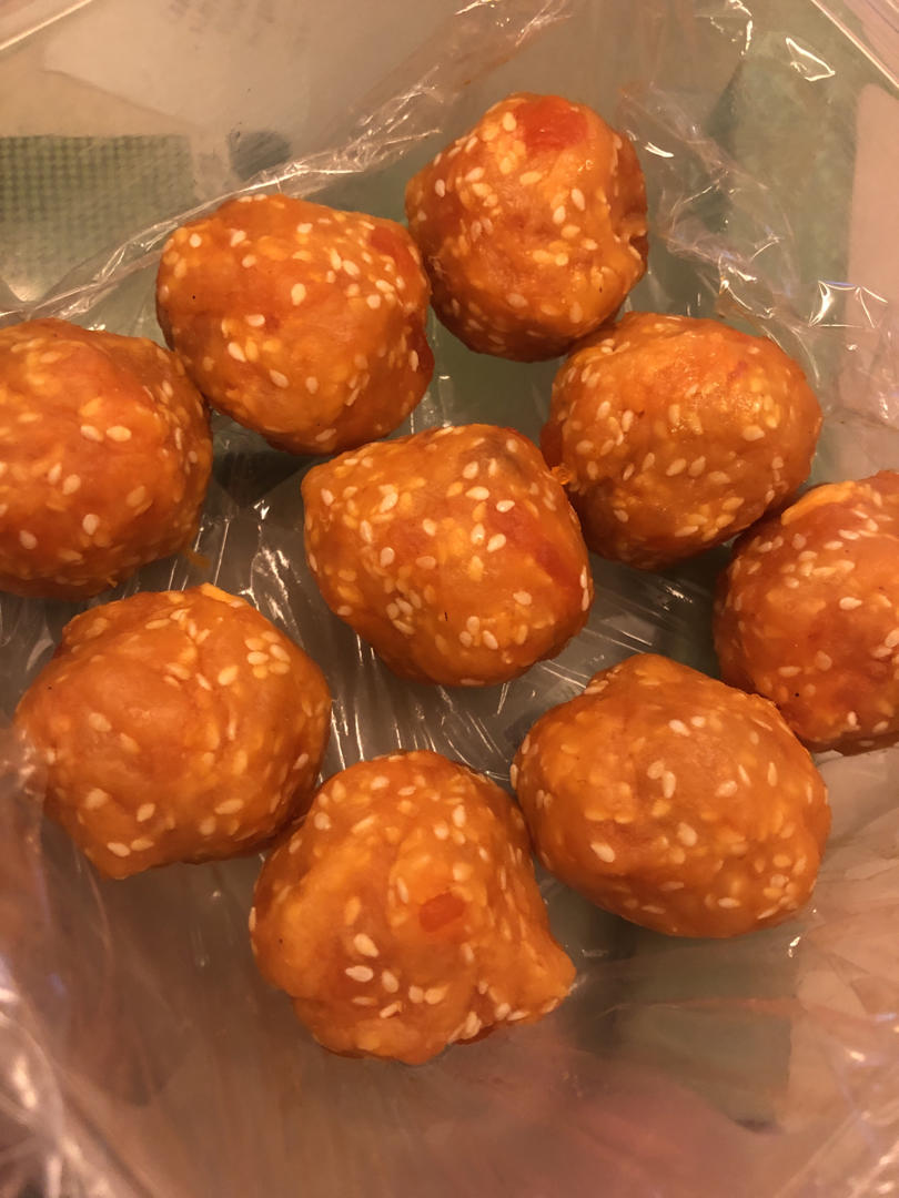 金沙肉松月饼——刀唛花生油&美玫牌月饼粉