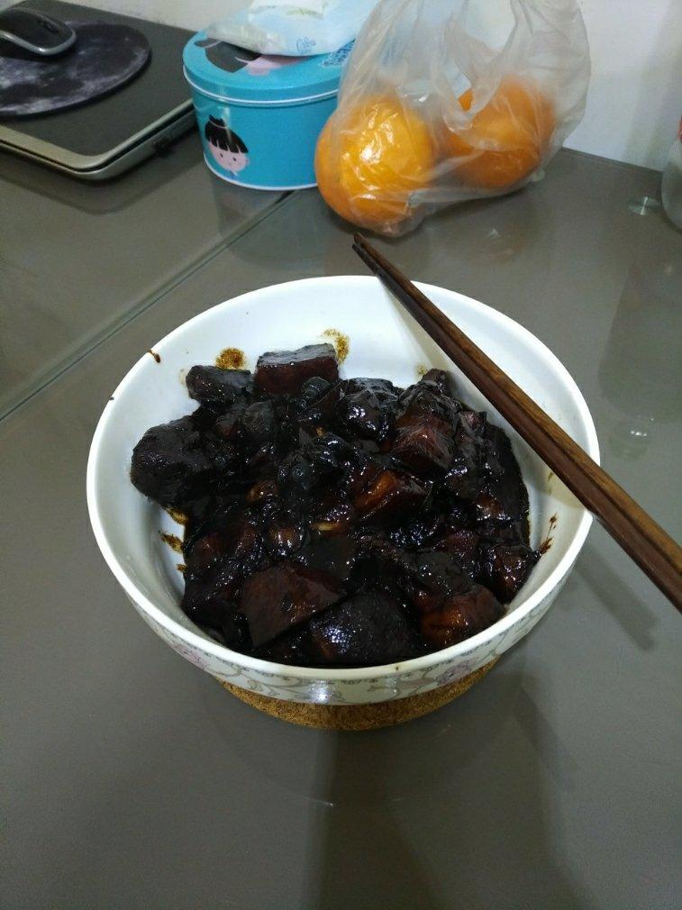 红烧肉炖土豆