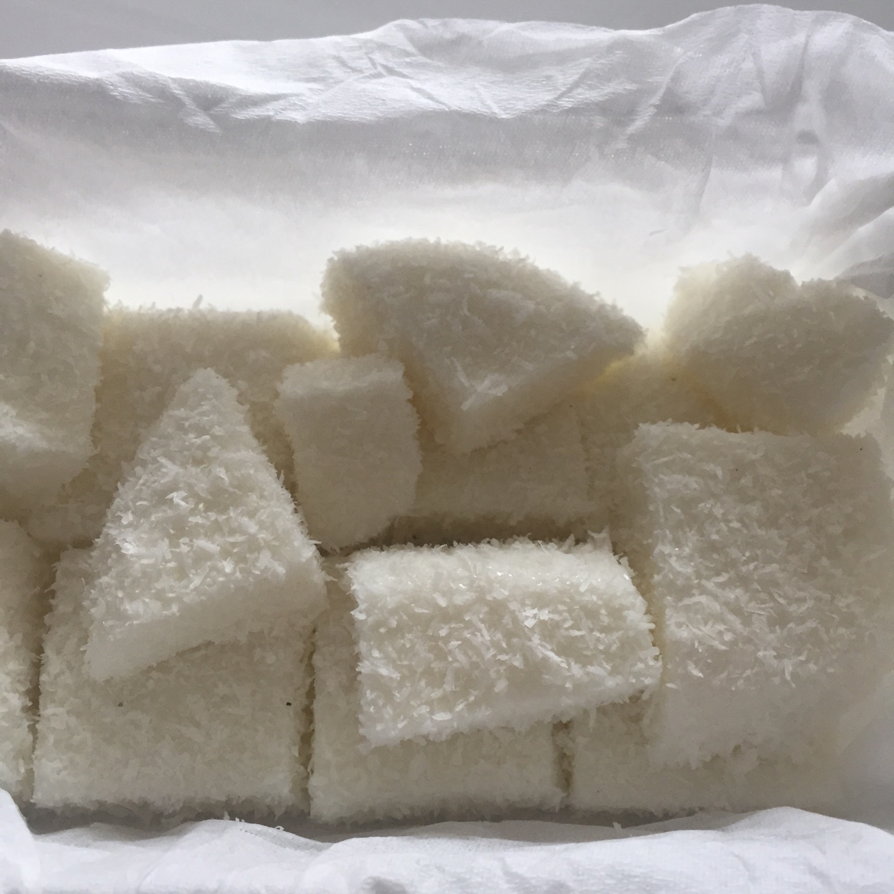 花开何时做的牛奶雪花糕