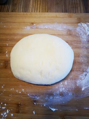 温柔而坚定-超软的炼乳排包/牛奶面包的做法 步骤3