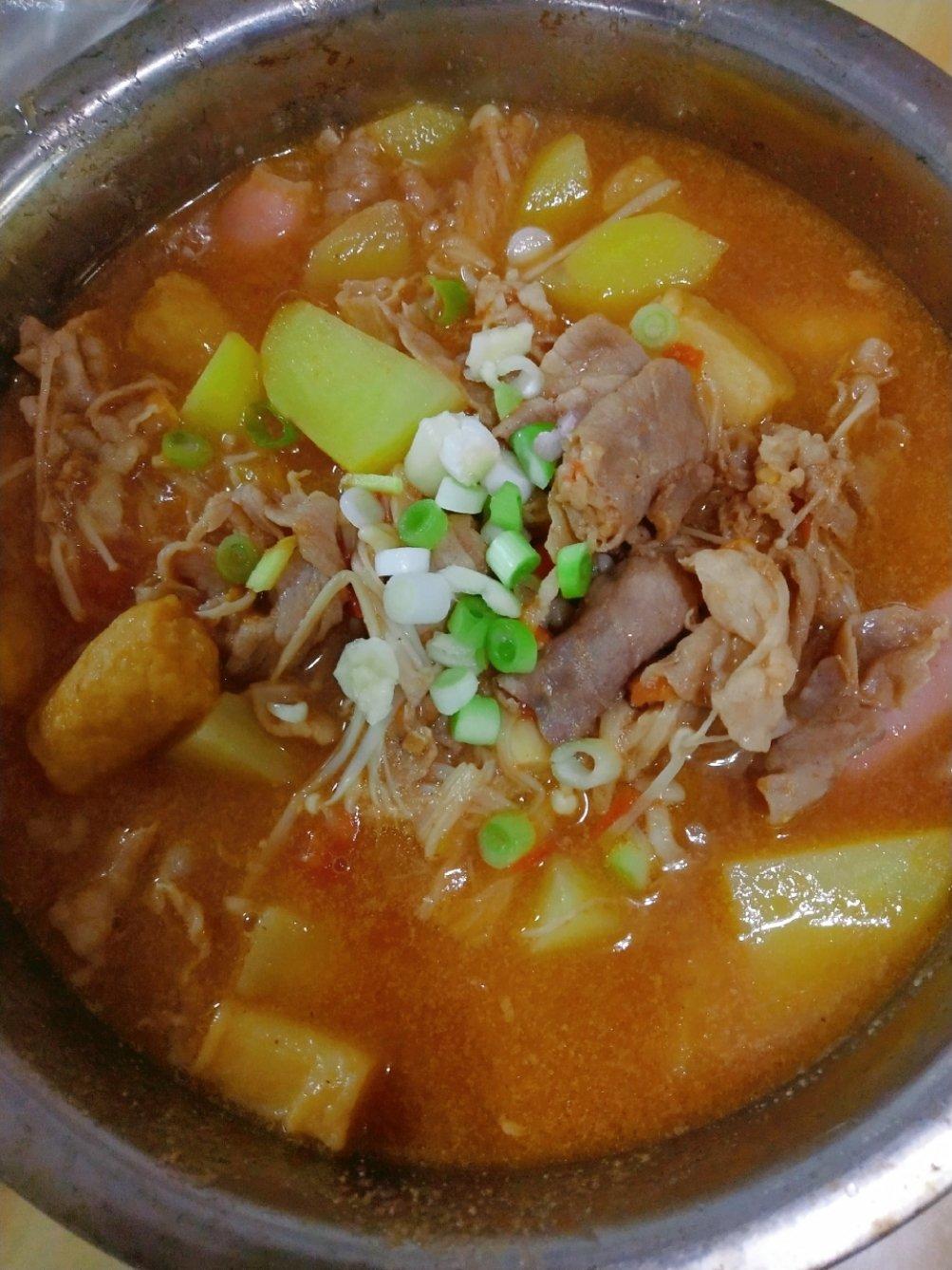 番茄土豆肥牛锅