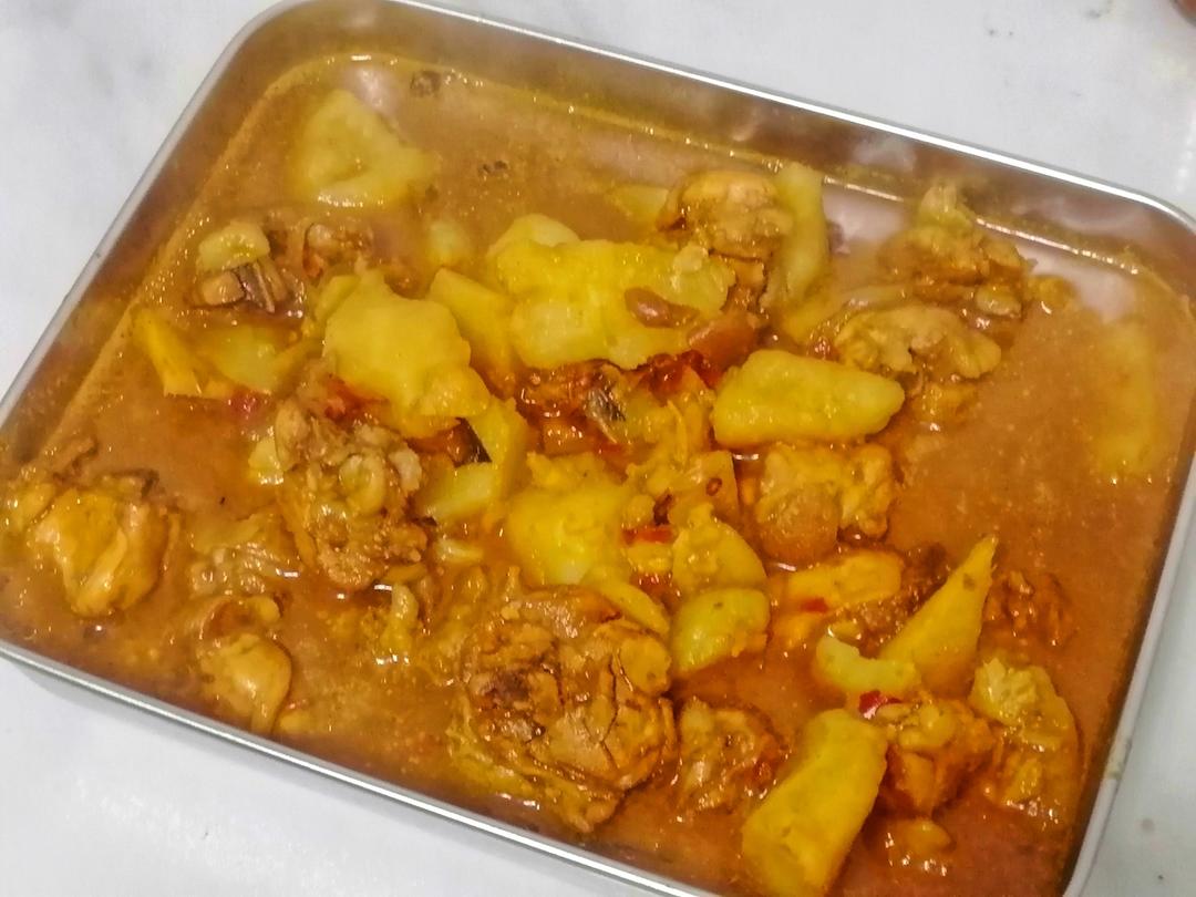 土豆炖鸡腿