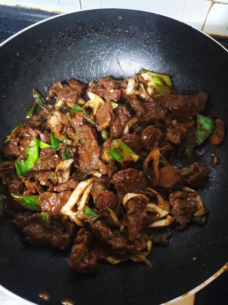 小炒牛肉（小白也可以做的超好吃！！）