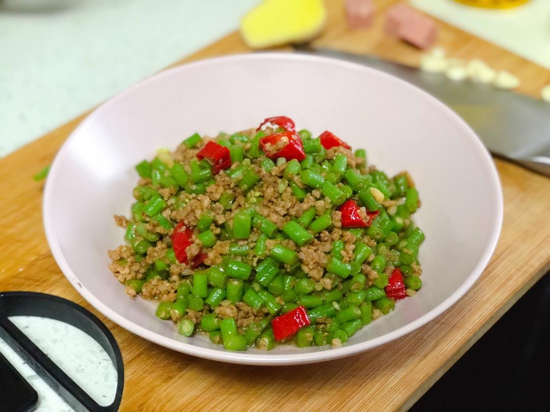 肉沫豆角下饭菜