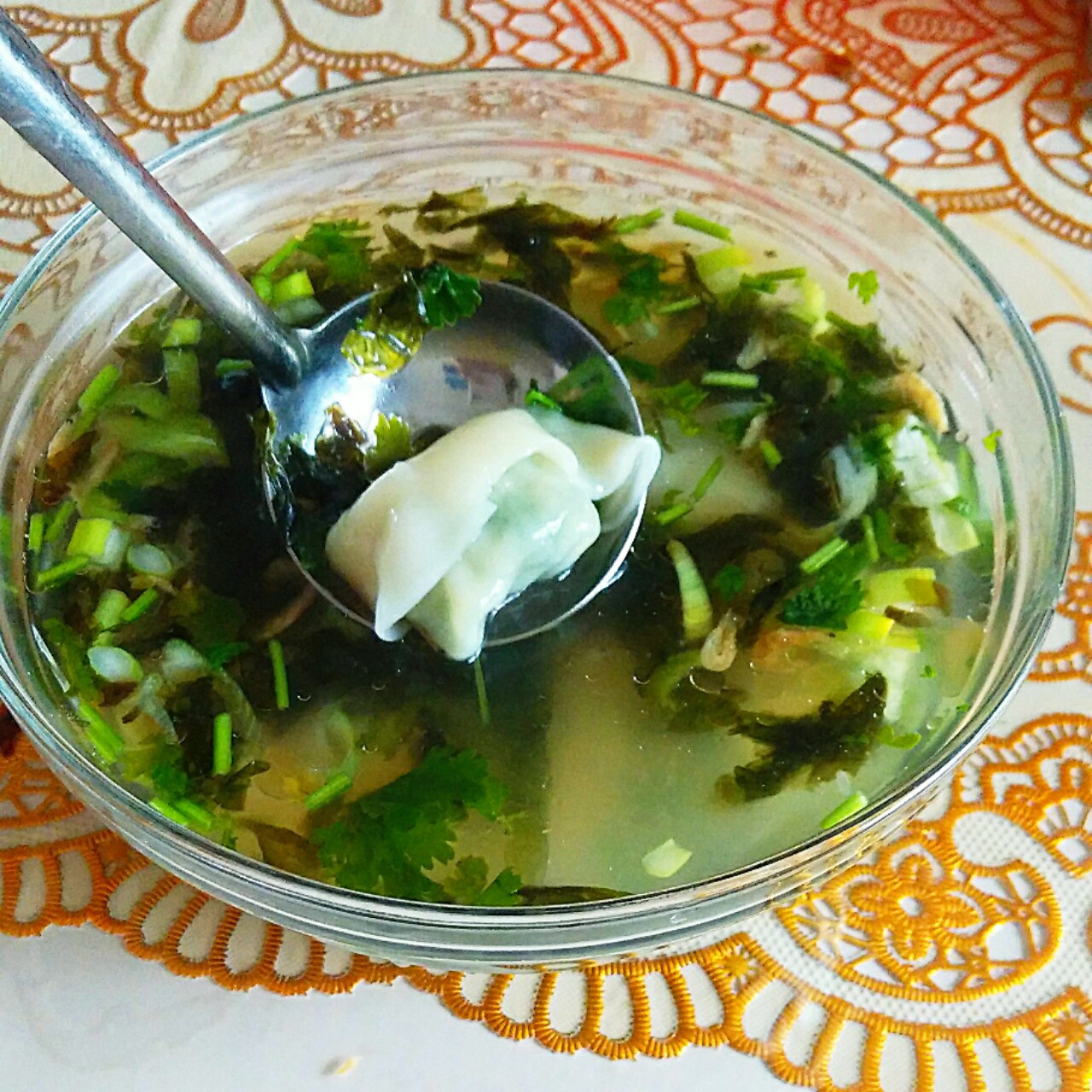荠菜馄饨