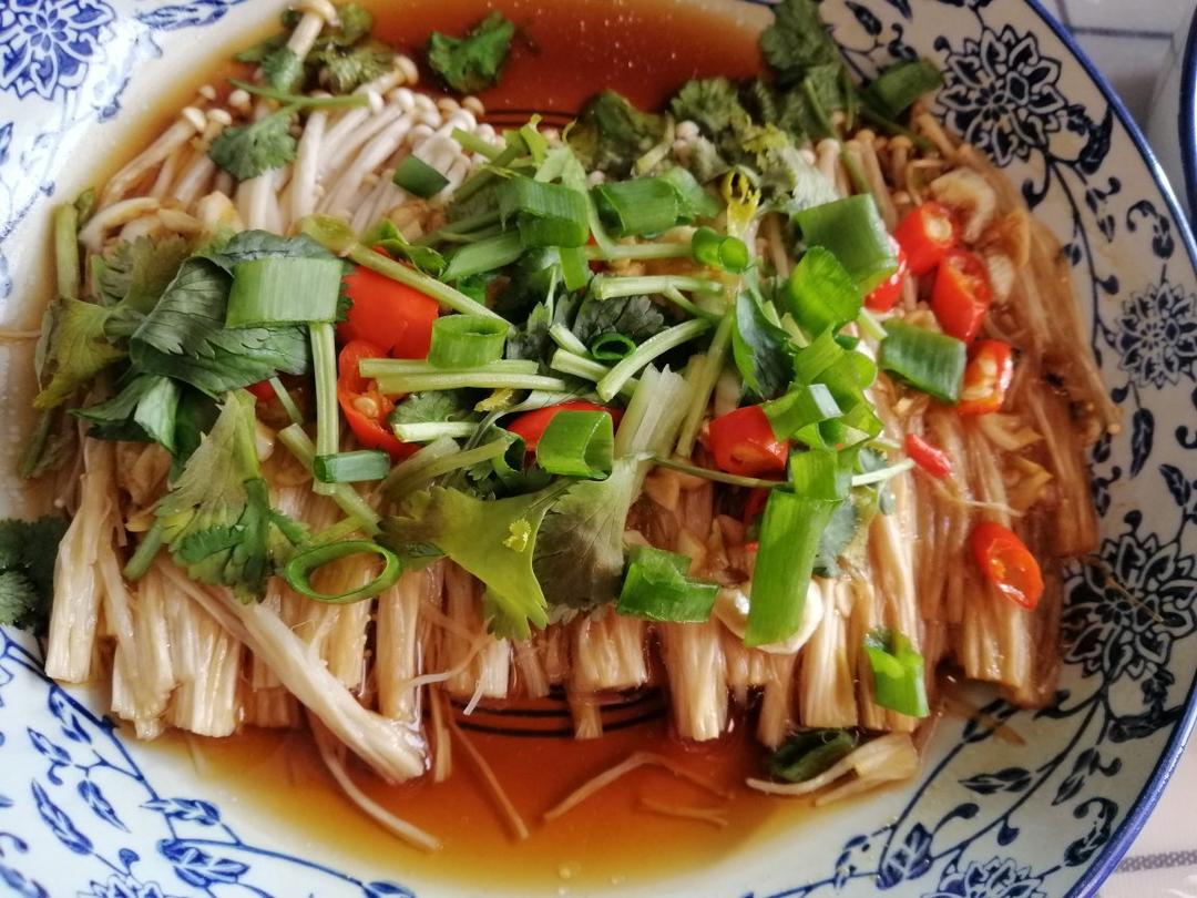 蒜蓉烤金针菇（烤箱版）