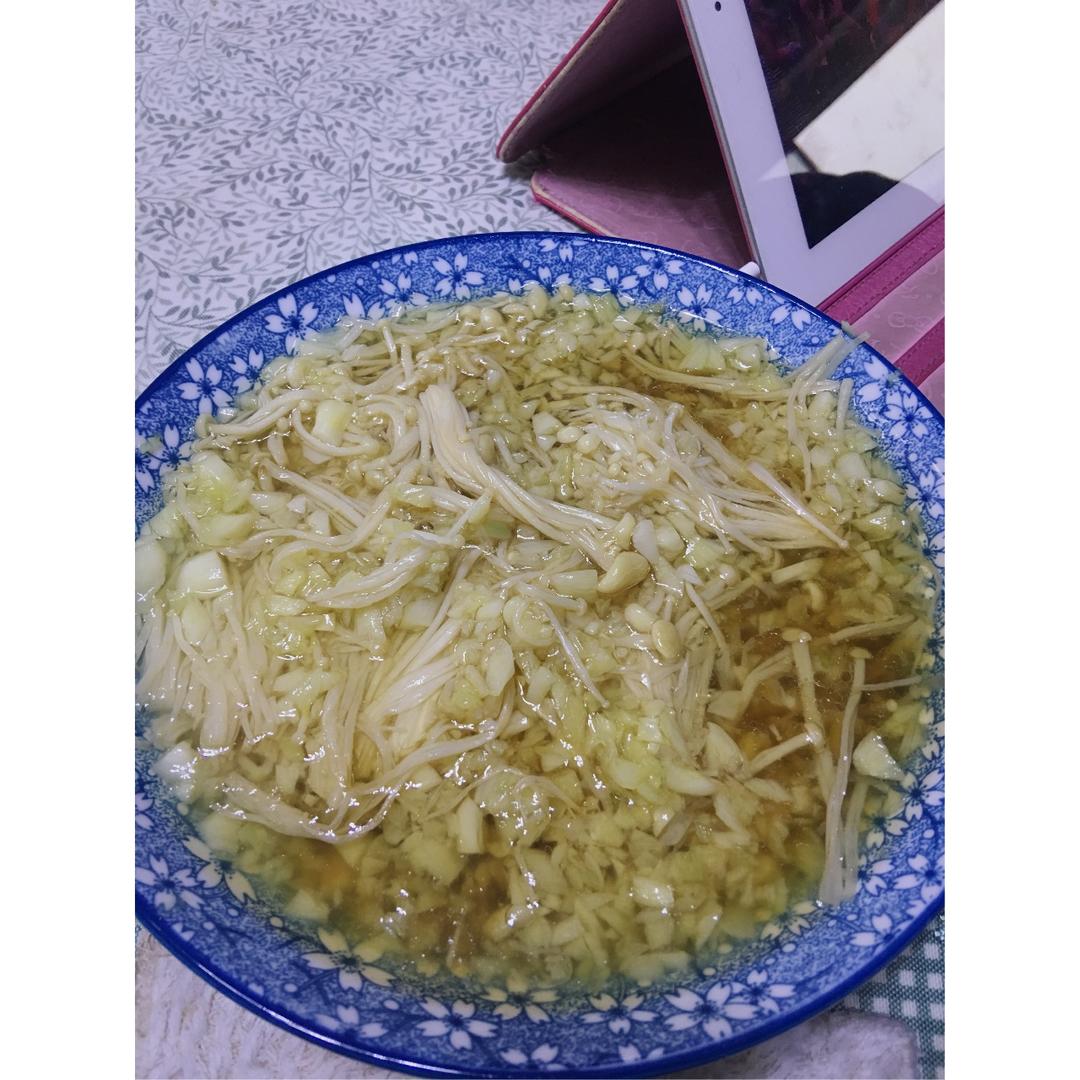 蒜蓉蒸金针菇