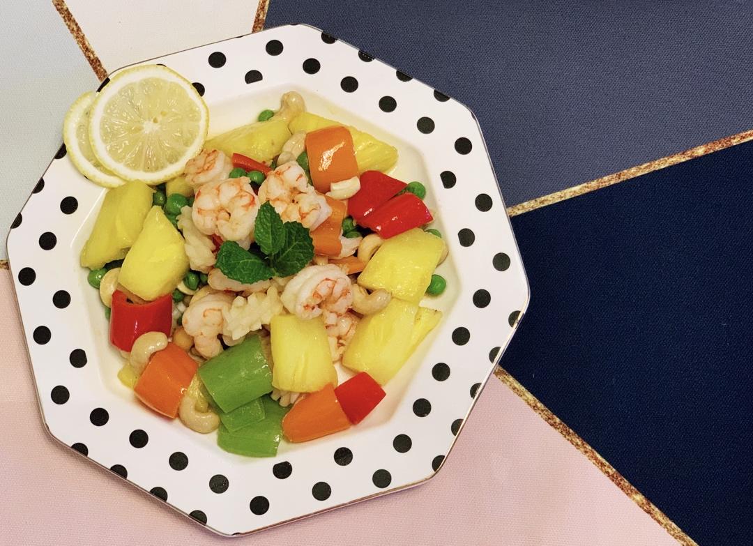 菠萝虾仁烩腰果