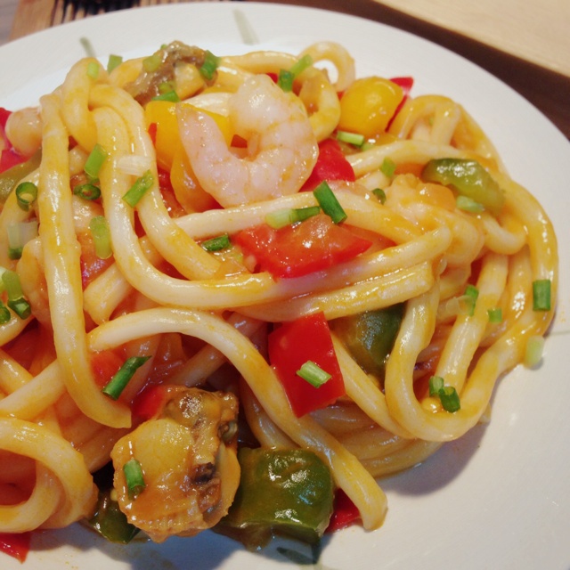 鲜虾炒乌冬面