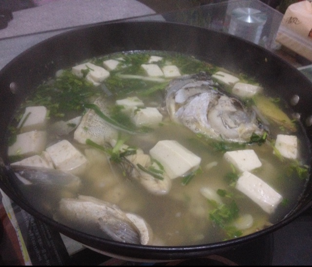 奶白鲫鱼汤