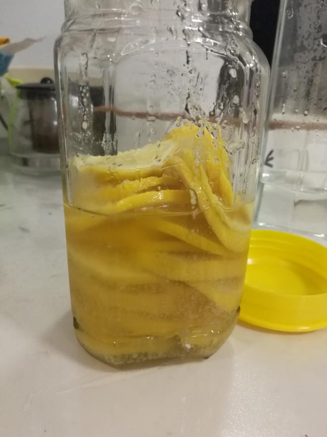 蜂蜜泡柠檬的做法