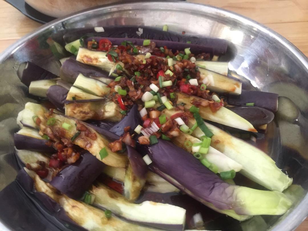 超级下饭的飘香剁椒蒜蓉蒸茄子🍆