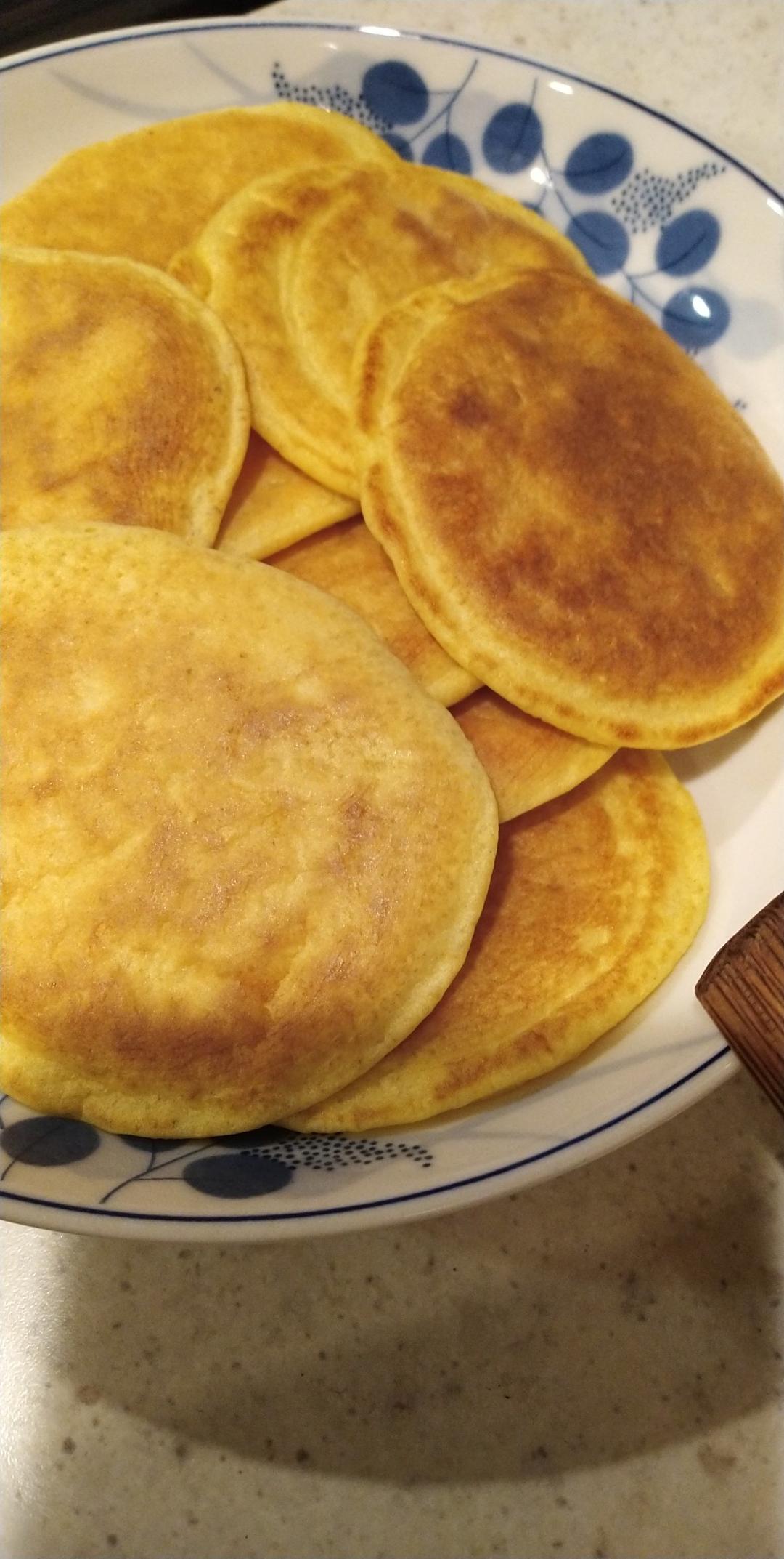 玉米面松饼，早起5分钟搞定，又软又健康