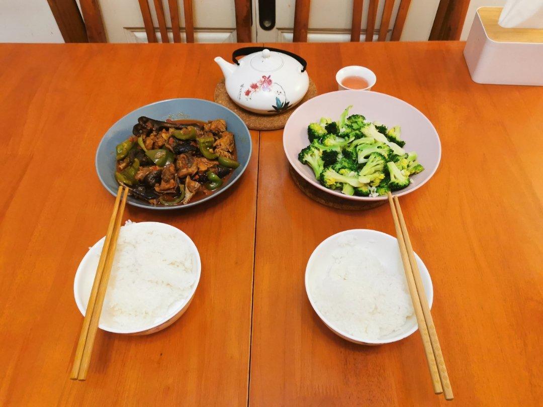 红烧土鸡