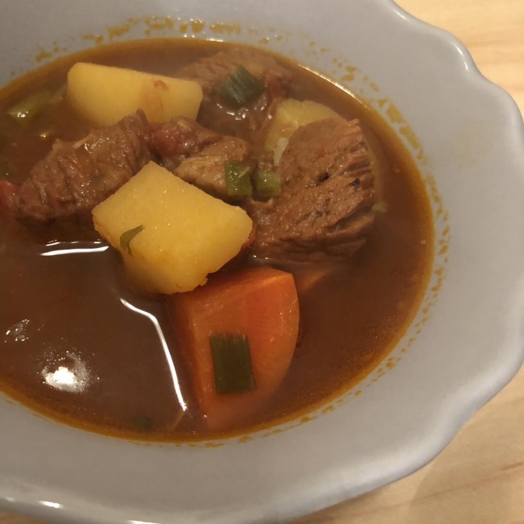 土豆炖牛肉