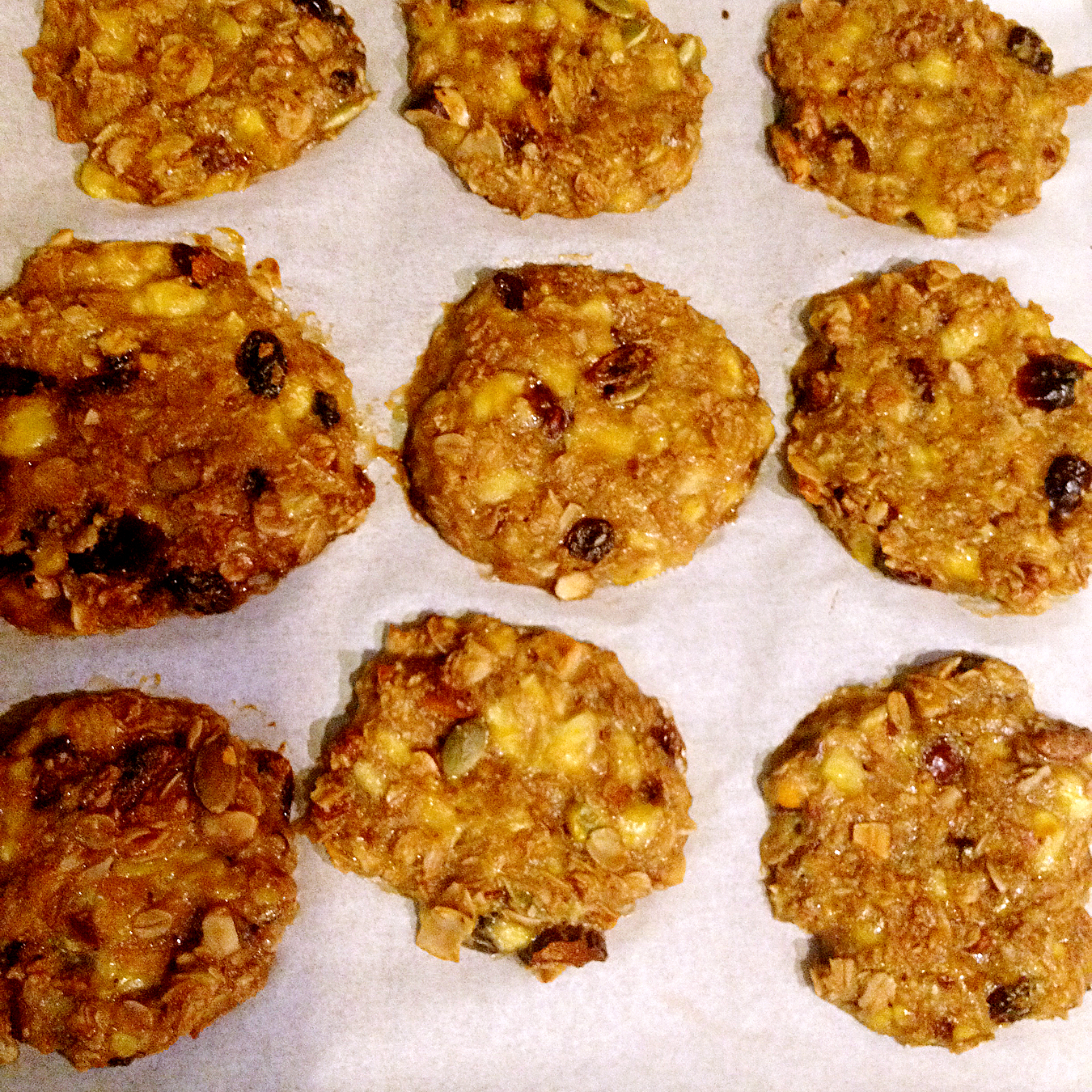 无油无糖健身必备--两种材料燕麦香蕉饼干two ingredience oatmeal cookie